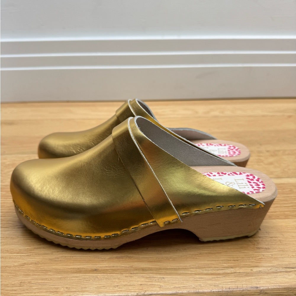 LILI & LALA | Malmo Gold Leather Clogs